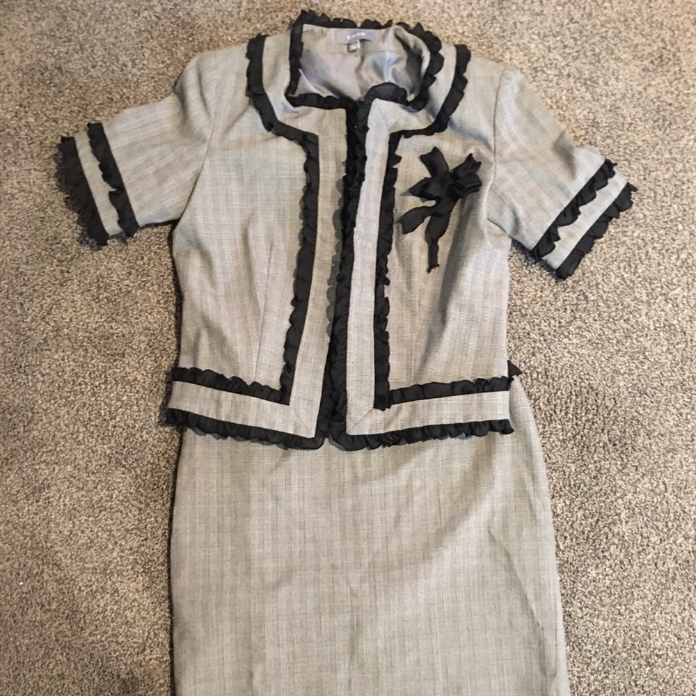 Cass Women’s two piece matching jacket and skirt